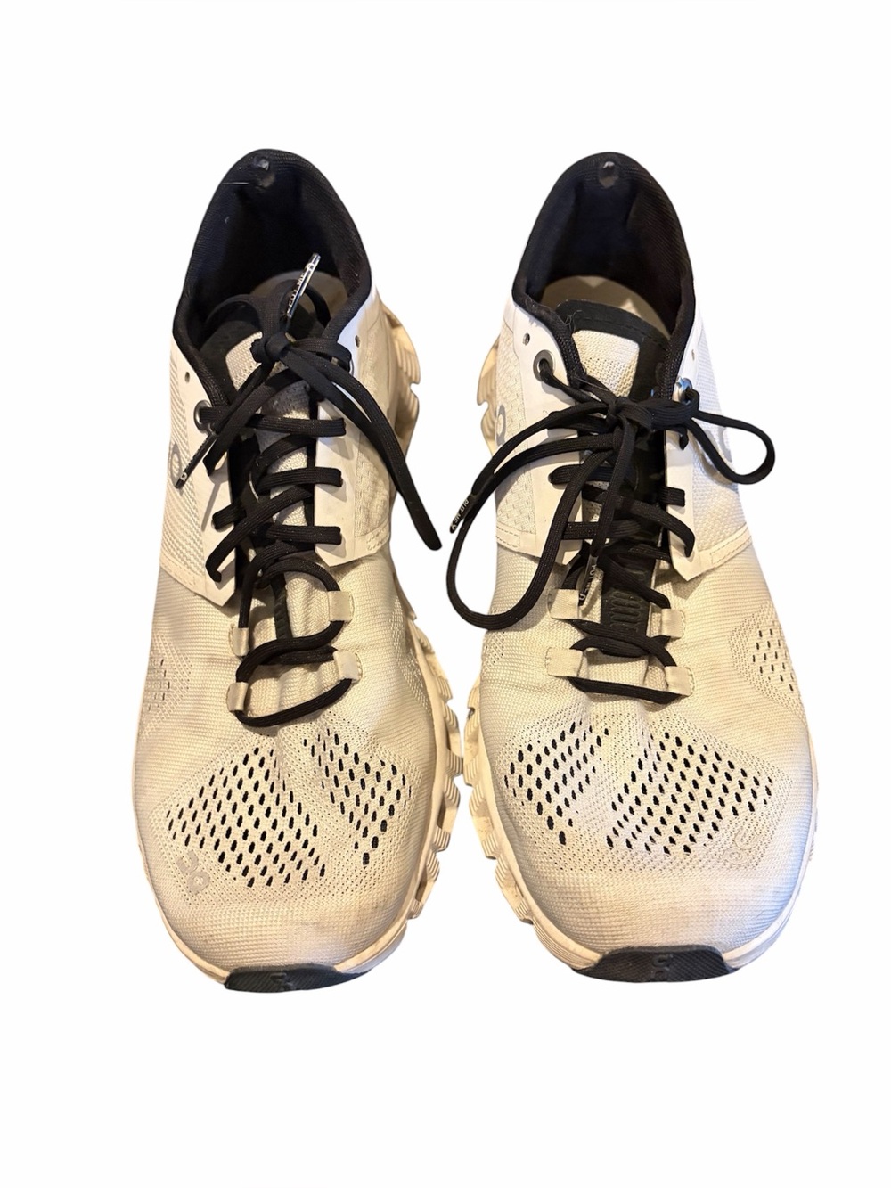 On Cloud X 2.0 Ivory & Black Cloudtec Running Shoes Women’s Size 9